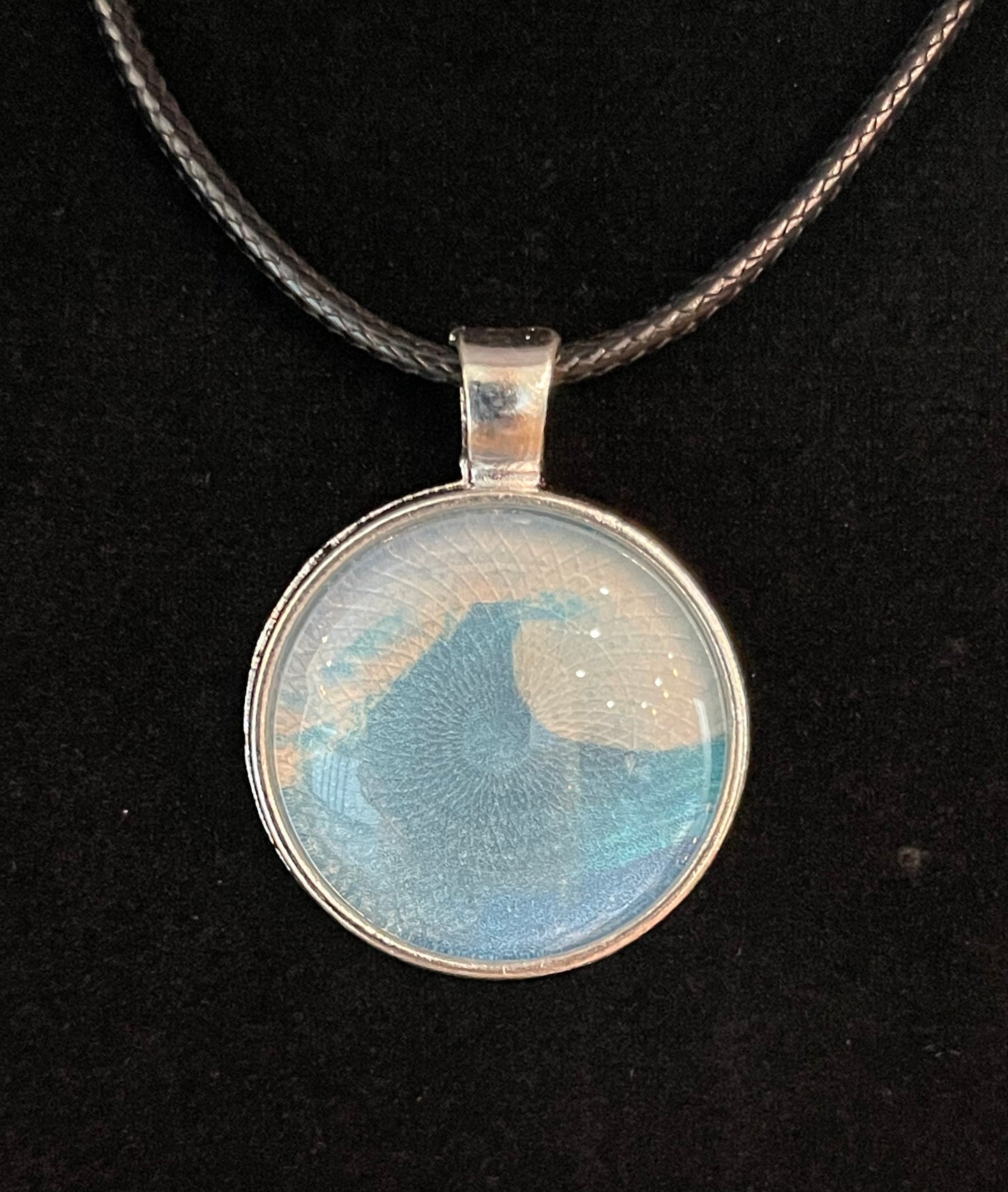 The Florida Wave Pendant Necklace